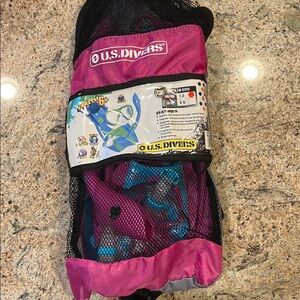 U.S. Divers Snorkeling Set in Pink and Blue